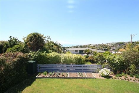 Photo of property in 71 Aberdeen Road, Castor Bay, Auckland, 0620