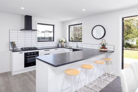 Photo of property in 64 Bickerton Street, Wainoni, Christchurch, 8061