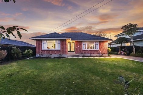 Photo of property in 25 Munro Street, Redwood, Christchurch, 8051