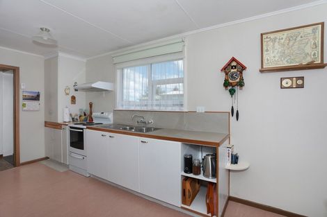 Photo of property in 14 Fergusson Street, Marton, 4710