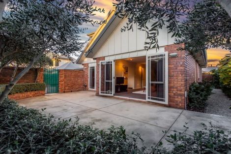 Photo of property in 11a Galway Avenue, Bryndwr, Christchurch, 8052