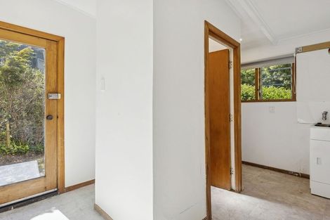 Photo of property in 18 Ellesmere Street, Ravensbourne, Dunedin, 9022