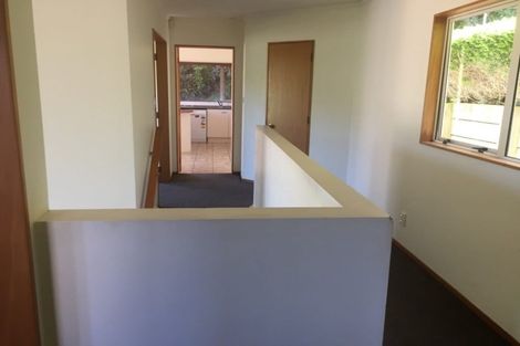 Photo of property in 6 Kapil Grove, Khandallah, Wellington, 6035