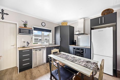 Photo of property in 103a Latham Street, Marewa, Napier, 4110