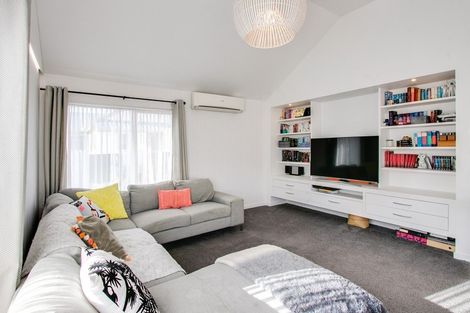 Photo of property in 2/249 Taradale Road, Pirimai, Napier, 4112