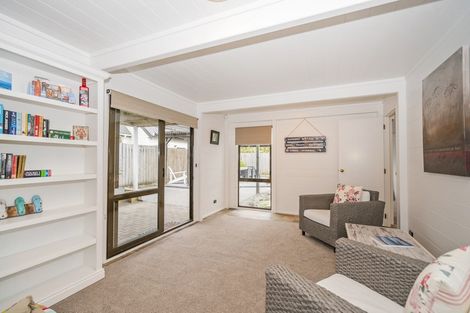 Photo of property in 28 Pleasant Place, Pauanui, Hikuai, 3579