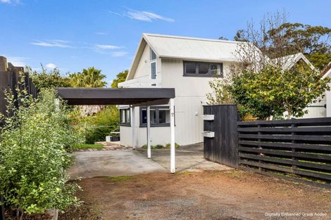 Photo of property in 49a Great North Road, Saint Johns Hill, Whanganui, 4501
