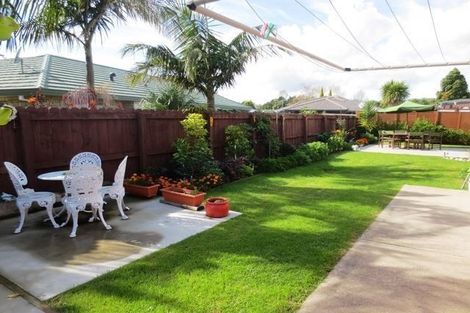 Photo of property in Mayfair Gardens, 3/2 Mayfair Close, Whitianga, 3510