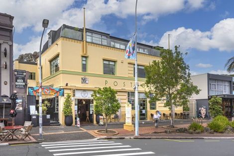 Photo of property in 10b Victoria Road, Devonport, Auckland, 0624