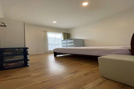 Photo of property in 102 Stanmore Bay Road, Stanmore Bay, Whangaparaoa, 0932