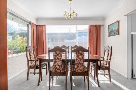 Photo of property in 10 Delamare Road, St Andrews, Hamilton, 3200