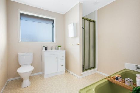 Photo of property in 6 De Castro Place, Titahi Bay, Porirua, 5022