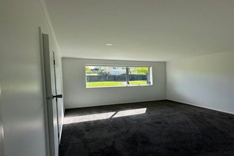 Photo of property in 32 Vandeleur Avenue, Birkdale, Auckland, 0626