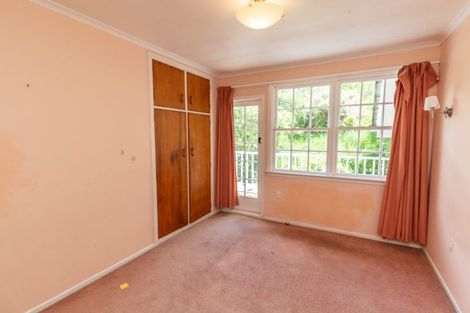 Photo of property in 13 David Crescent, Karori, Wellington, 6012
