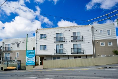 Photo of property in 1/363 Willis Street, Mount Cook, Wellington, 6011