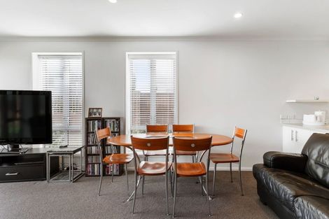 Photo of property in 5a Puka Street, Onehunga, Auckland, 1061