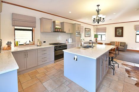 Photo of property in 191 Trigg Road, Kumeu, 0891