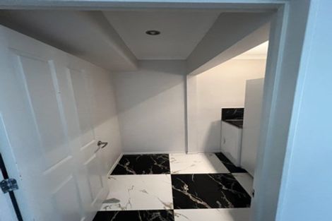 Photo of property in 31a Price Crescent, Mount Wellington, Auckland, 1060