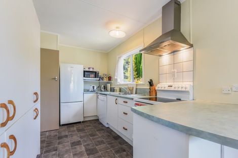 Photo of property in 10 Seaview Crescent, Picton, 7220