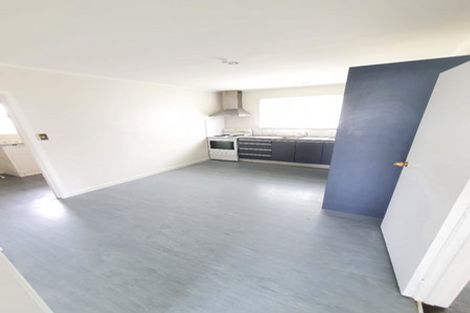 Photo of property in 12 Igloo Place, Red Hill, Papakura, 2110