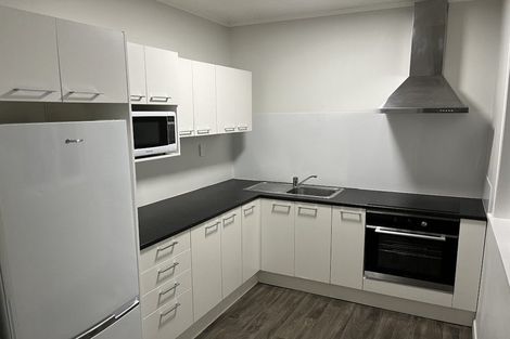 Photo of property in 18 Stoke Street, Newtown, Wellington, 6021