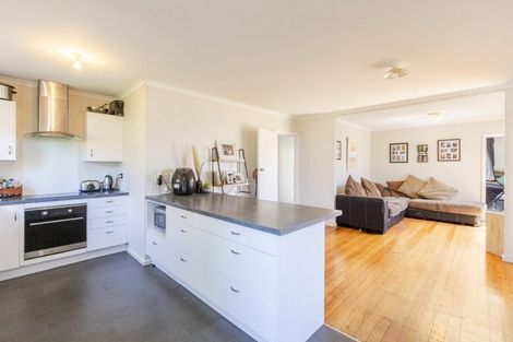 Photo of property in 12 Freyberg Terrace, Waipukurau, 4200