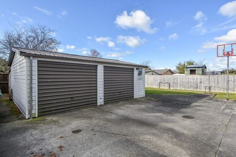 Photo of property in 22 Fisher Place, Carterton, 5713