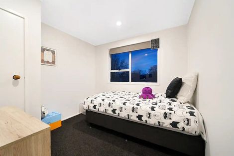 Photo of property in 86 Rosewarne Crescent, Glendene, Auckland, 0602