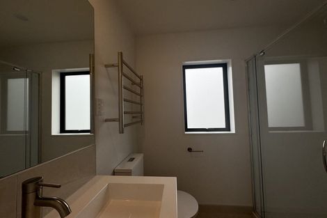 Photo of property in 1/3 Eskdale Road, Birkdale, Auckland, 0626