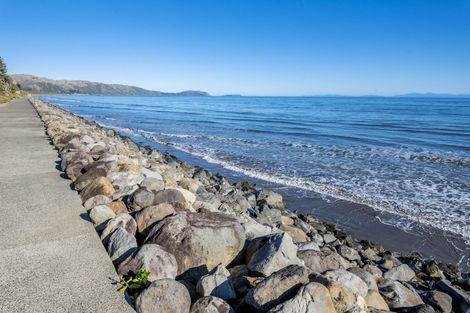 Photo of property in 6 Kainui Road, Raumati South, Paraparaumu, 5032