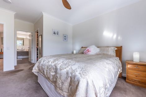 Photo of property in 19 Parkside Drive, Orewa, 0931