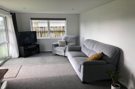 Photo of property in 61 Whiteley Street, Moturoa, New Plymouth, 4310