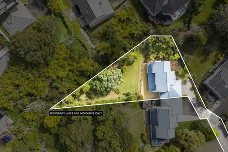 Photo of property in 2/110 Nigel Road, Browns Bay, Auckland, 0630