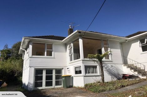 Photo of property in 44 Selwyn Crescent, Forrest Hill, Auckland, 0620