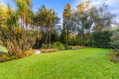 Photo of property in 40 Peter Terrace, Castor Bay, Auckland, 0620