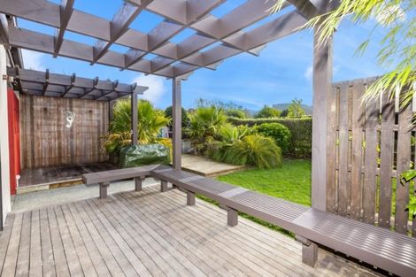 Photo of property in 46 Emerald Hill Drive, Birchville, Upper Hutt, 5018