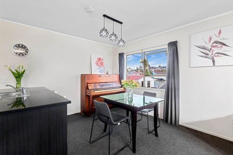 Photo of property in 1/24 Caribbean Drive, Unsworth Heights, Auckland, 0632