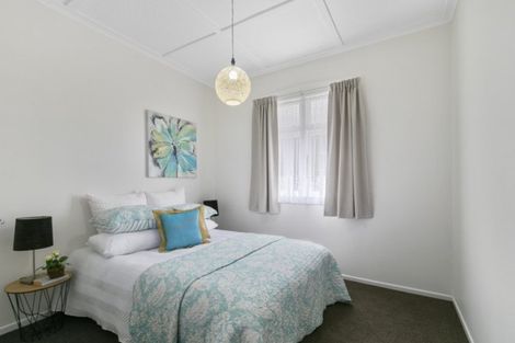 Photo of property in 43a Cambridge Terrace, Waiwhetu, Lower Hutt, 5010