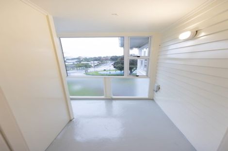 Photo of property in 64 Helston Road, Paparangi, Wellington, 6037