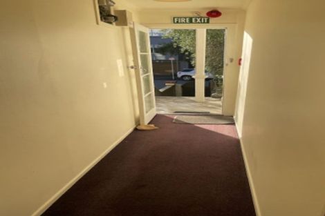Photo of property in 20 Roxburgh Street, Mount Victoria, Wellington, 6011