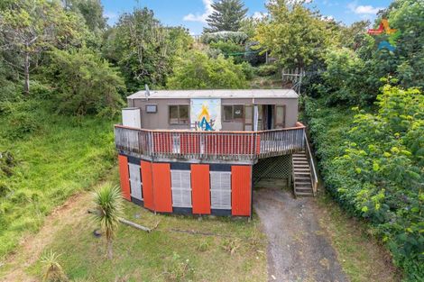 Photo of property in 18 Forest Road, Raumati South, Paraparaumu, 5032