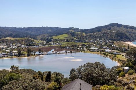 Photo of property in 28 Motuhoa Road, Tairua, 3508