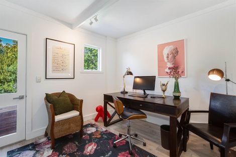 Photo of property in 182 Paremata Road, Paremata, Porirua, 5024