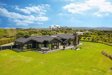 Photo of property in 68 Molesworth Drive, Mangawhai, 0505