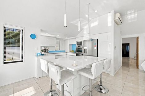 Photo of property in 60 Glenstrae Road, Redcliffs, Christchurch, 8081