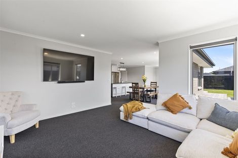 Photo of property in 66 Prestons Park Drive, Marshland, Christchurch, 8083