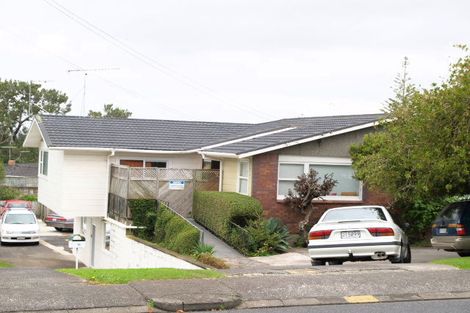 Photo of property in 19 Cockle Bay Road, Cockle Bay, Auckland, 2014