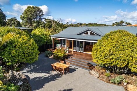 Photo of property in 15 Ara Lane, Kerikeri, 0230