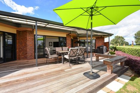 Photo of property in 22 Reynolds Drive, Glenview, Hamilton, 3206