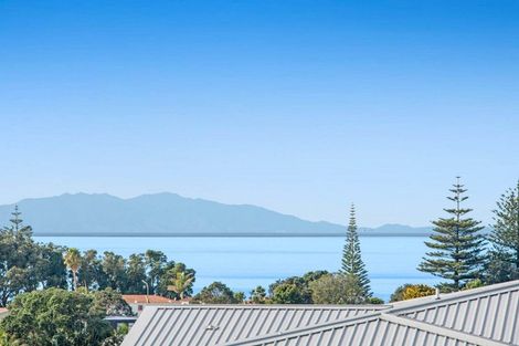 Photo of property in 119 Panorama Heights, Orewa, 0931